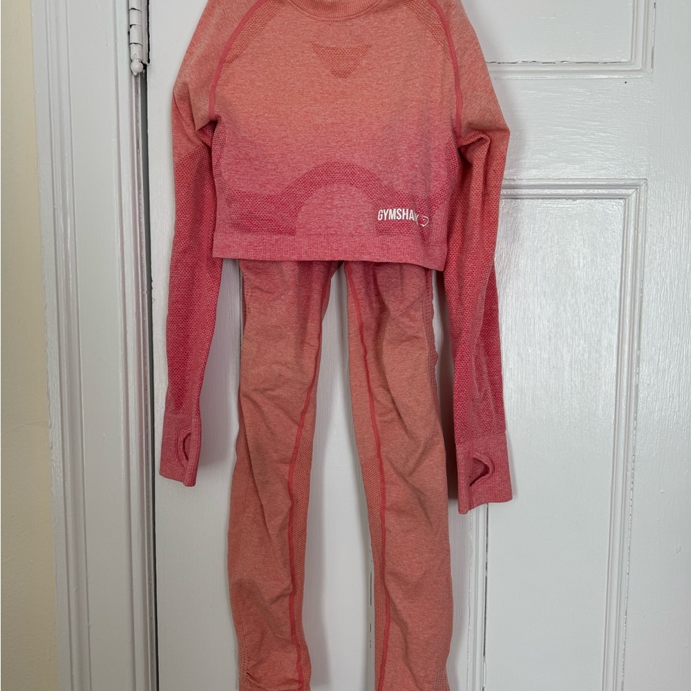 Gymshark Pink Ombre Workout Set